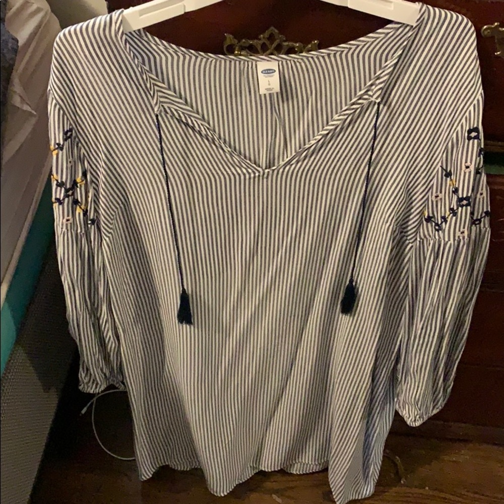Old Navy long sleeved striped knee length dress
